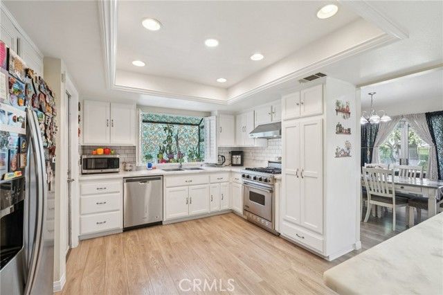 18060 Pebble Beach Drive, Victorville, CA 92395