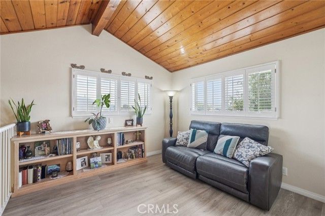 18060 Pebble Beach Drive, Victorville, CA 92395