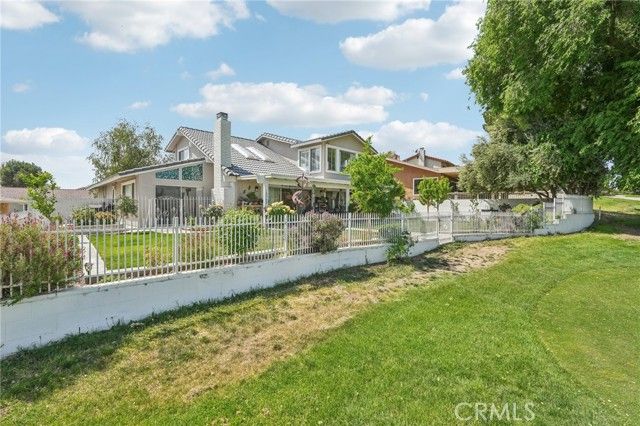 18060 Pebble Beach Drive, Victorville, CA 92395