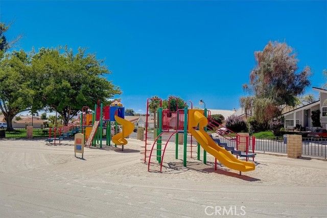 18060 Pebble Beach Drive, Victorville, CA 92395