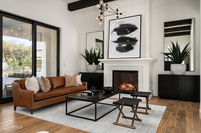 6109 N 33rd Street, Paradise Valley, AZ 85253