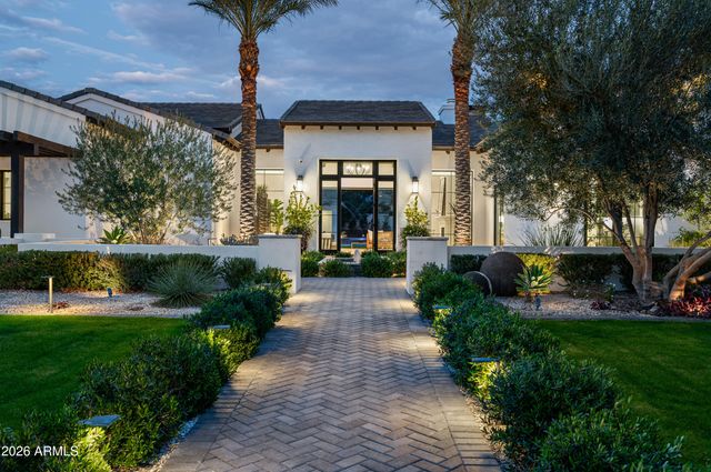 6109 N 33rd Street, Paradise Valley, AZ 85253