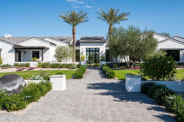 6109 N 33rd Street, Paradise Valley, AZ 85253