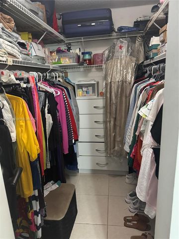 14829 SW 80th ST 204, Miami, FL 33193