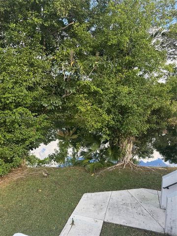 14829 SW 80th ST 204, Miami, FL 33193