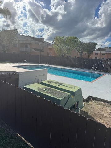 14829 SW 80th ST 204, Miami, FL 33193