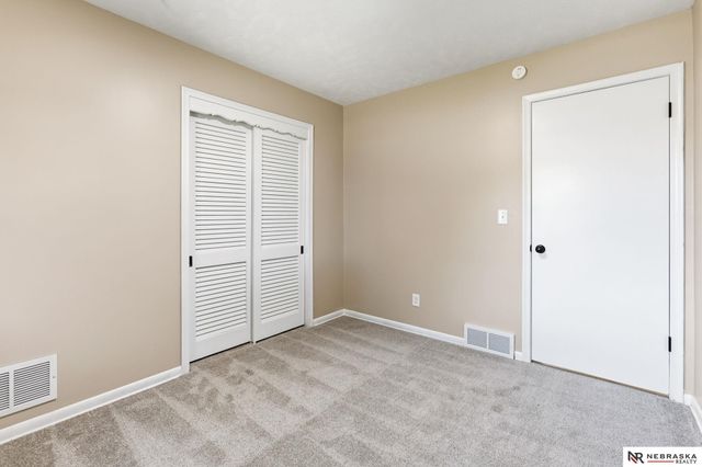9224 Ruggles Street, Omaha, NE 68134