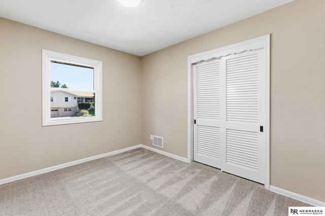 9224 Ruggles Street, Omaha, NE 68134