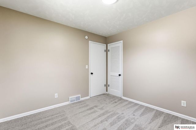 9224 Ruggles Street, Omaha, NE 68134