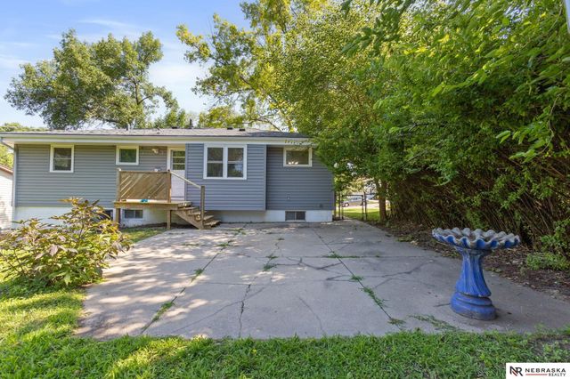 9224 Ruggles Street, Omaha, NE 68134