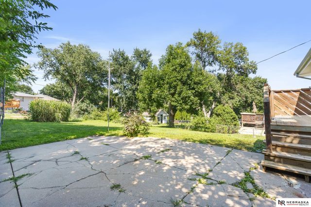 9224 Ruggles Street, Omaha, NE 68134