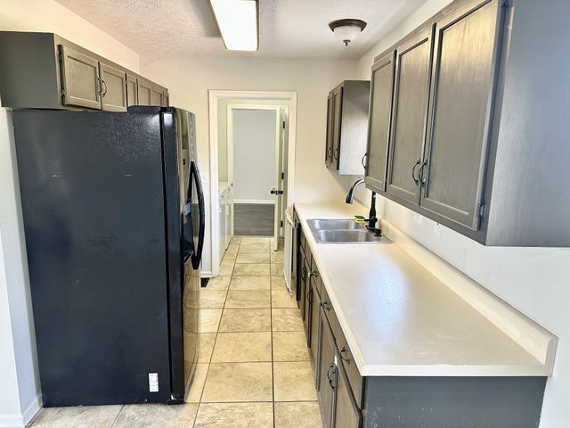 218 Cumberland Cove Dr, Carthage, TN 37030