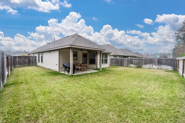 17568 Rosewood Manor Lane, New Caney, TX 77357