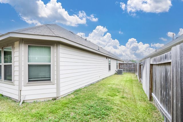 17568 Rosewood Manor Lane, New Caney, TX 77357