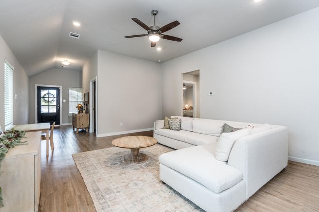 17568 Rosewood Manor Lane, New Caney, TX 77357