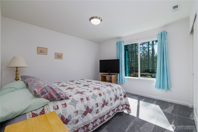 331 E Little Bear Lane, Shelton, WA 98584