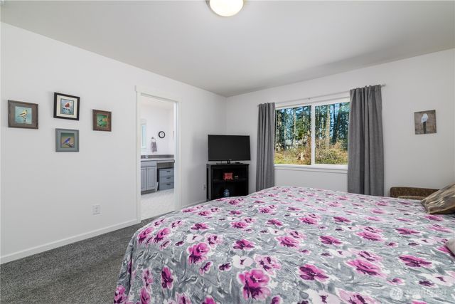 331 E Little Bear Lane, Shelton, WA 98584