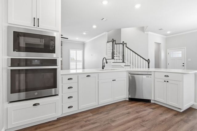 608 Joy Court, Burleson, TX 76028