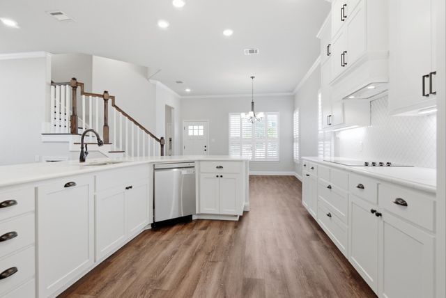 608 Joy Court, Burleson, TX 76028