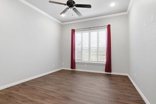 608 Joy Court, Burleson, TX 76028