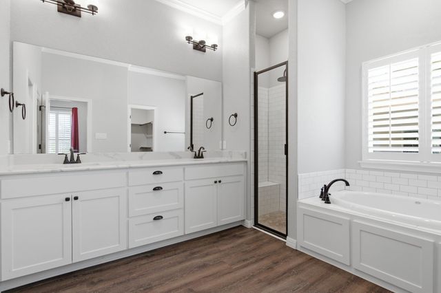 608 Joy Court, Burleson, TX 76028