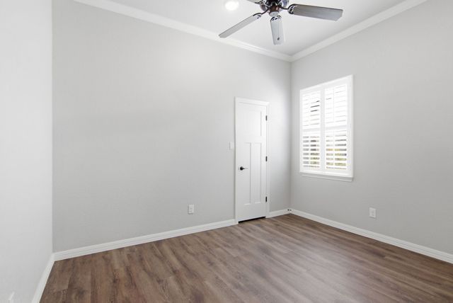 608 Joy Court, Burleson, TX 76028