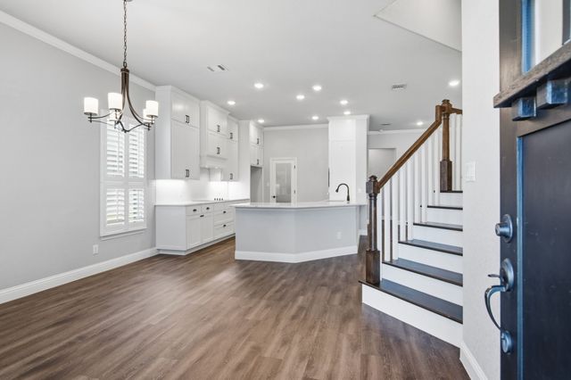 608 Joy Court, Burleson, TX 76028