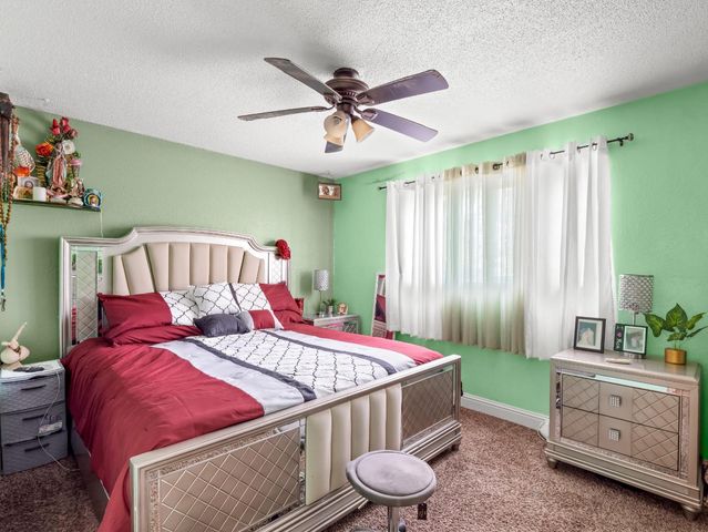 1413 S Whitney Avenue, Fresno, CA 93702