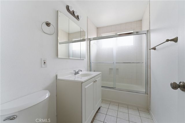 7401 Asman Avenue, West Hills, CA 91307