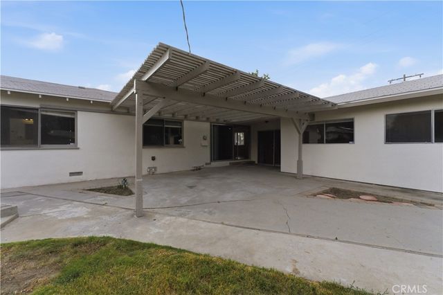 7401 Asman Avenue, West Hills, CA 91307