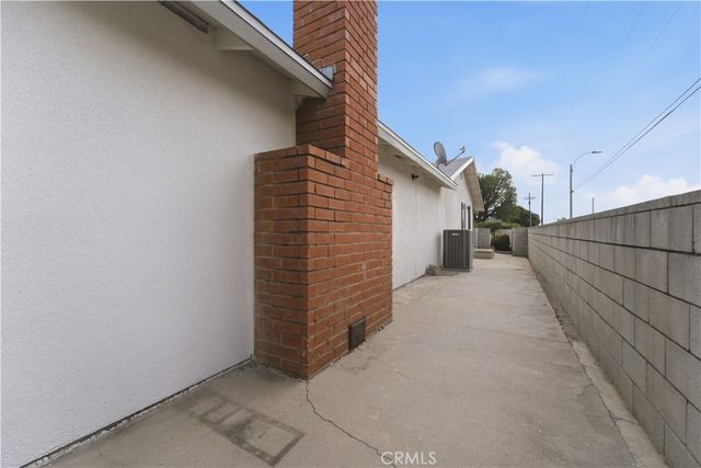 7401 Asman Avenue, West Hills, CA 91307
