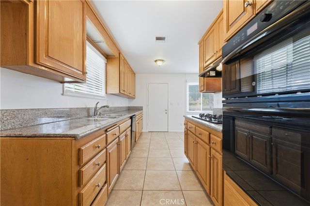 7401 Asman Avenue, West Hills, CA 91307