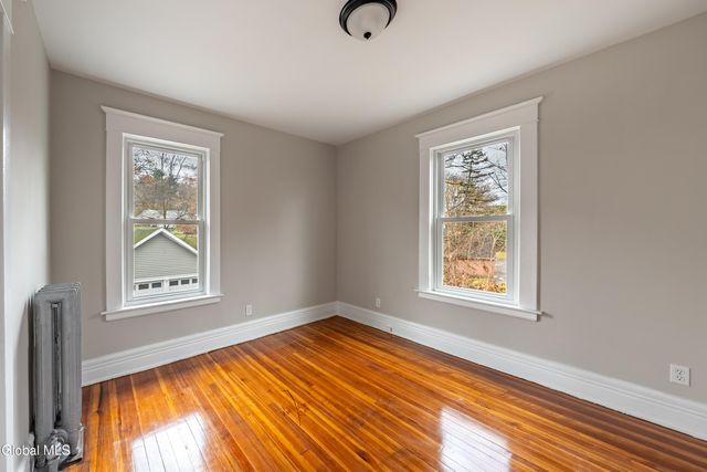 2556 Van Vraken Avenue, Schenectady, NY 12308