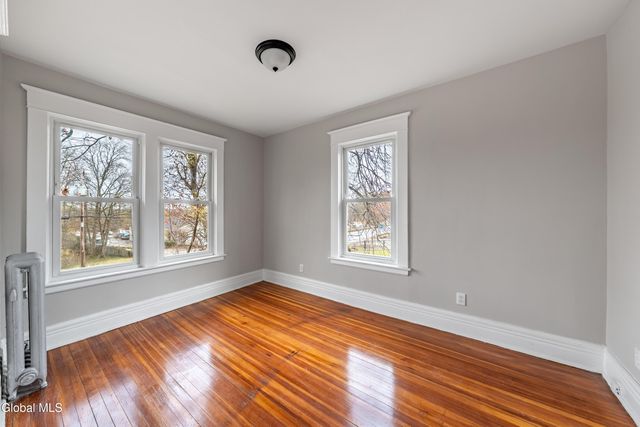 2556 Van Vraken Avenue, Schenectady, NY 12308