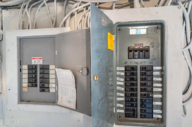 2556 Van Vraken Avenue, Schenectady, NY 12308