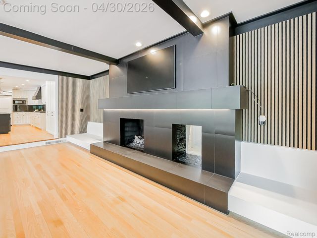 2085 Quarton Road, Bloomfield Hills, MI 48301