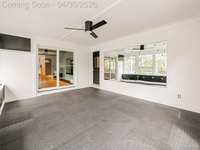 2085 Quarton Road, Bloomfield Hills, MI 48301
