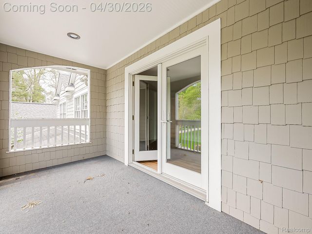 2085 Quarton Road, Bloomfield Hills, MI 48301