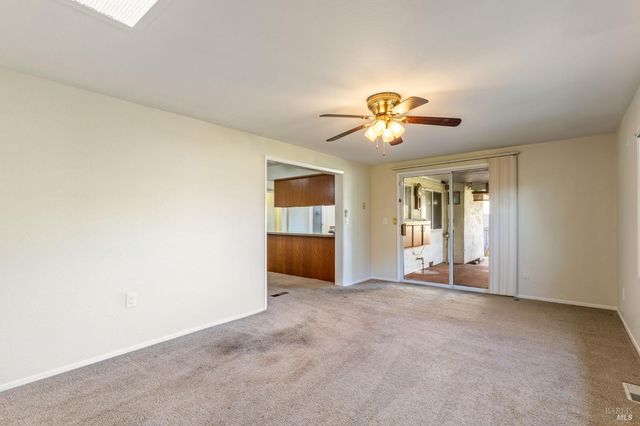 119 Carlsbad Cir, Vacaville, CA 95687