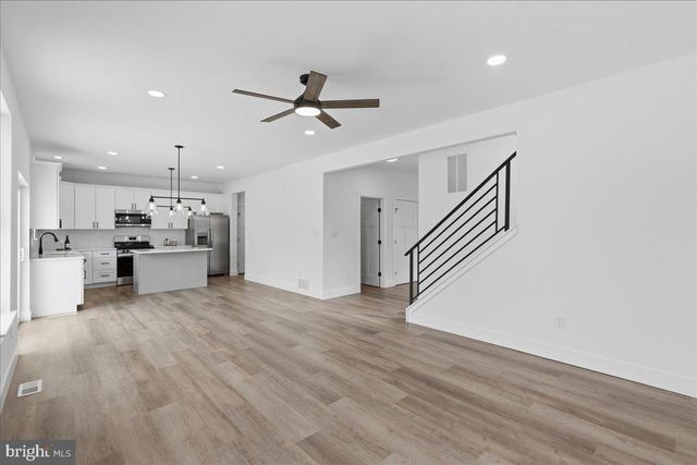 918 OLIVE ST, Burlington, NJ 08016