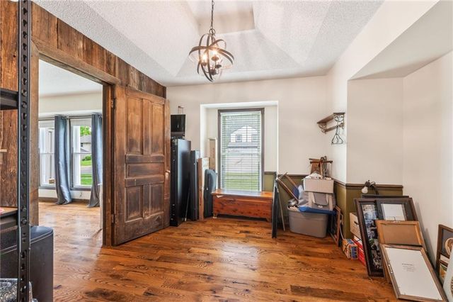 1524 Oxford Court, Liberty, MO 64068