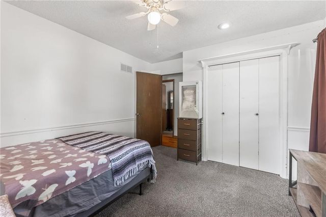 1524 Oxford Court, Liberty, MO 64068