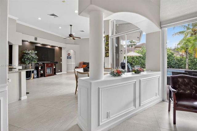 1488 Lantana Ct, Weston, FL 33326