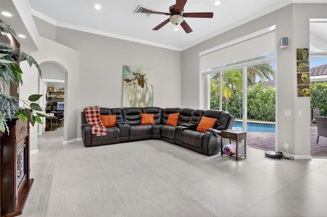 1488 Lantana Ct, Weston, FL 33326