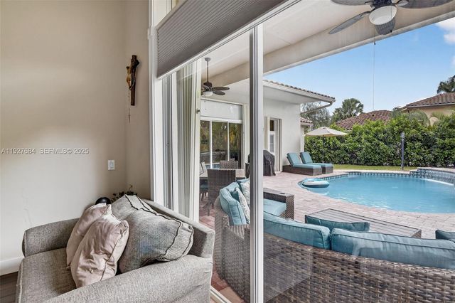 1488 Lantana Ct, Weston, FL 33326