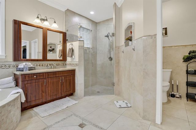 1488 Lantana Ct, Weston, FL 33326