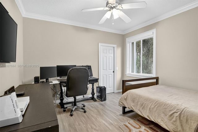 1488 Lantana Ct, Weston, FL 33326