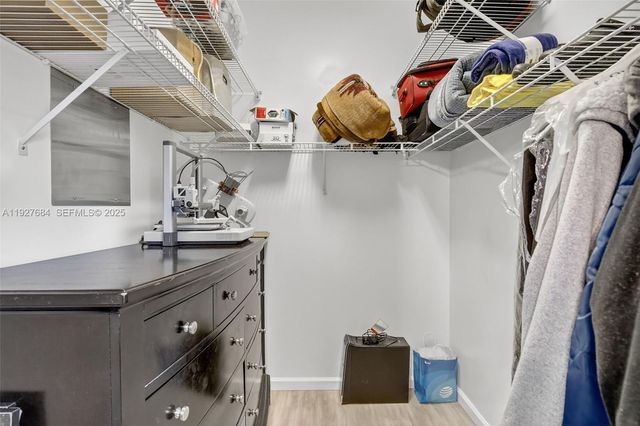 1488 Lantana Ct, Weston, FL 33326