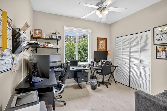 1488 Lantana Ct, Weston, FL 33326