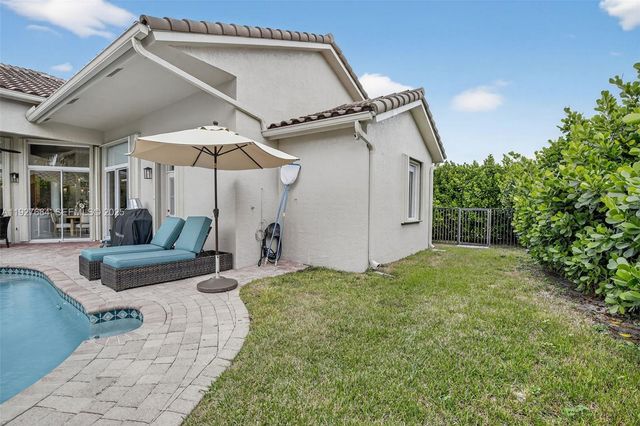 1488 Lantana Ct, Weston, FL 33326